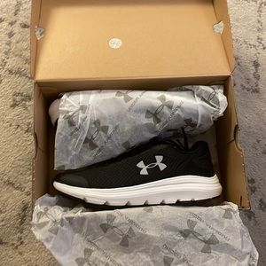 Black Under Armor Tennis Shoes